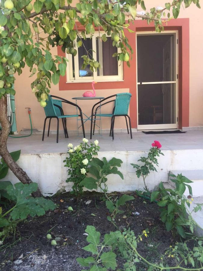 Domenica House Apartment Kondaraina Ngoại thất bức ảnh