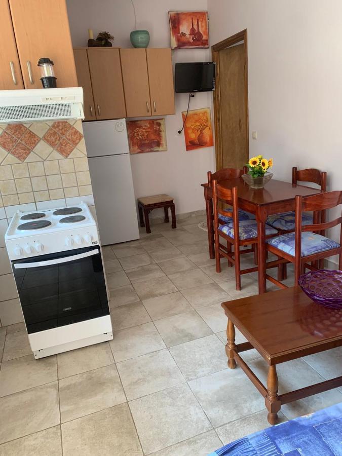 Domenica House Apartment Kondaraina Ngoại thất bức ảnh